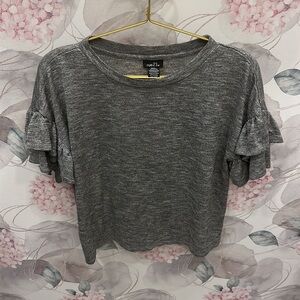 CUTE RUFFLED SLEEVES BUNDLE!!